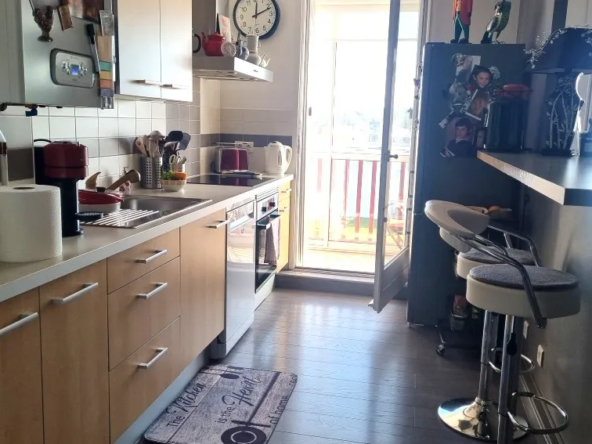 À vendre : T3 lumineux au dernier étage à Anglet 