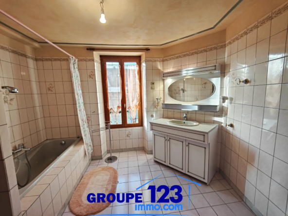 Maison de 101 m² avec Terrasse à Brienon-sur-Armançon 