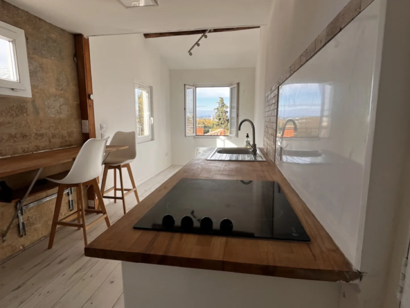 Charmant T3 atypique en triplex à Montpellier à vendre 