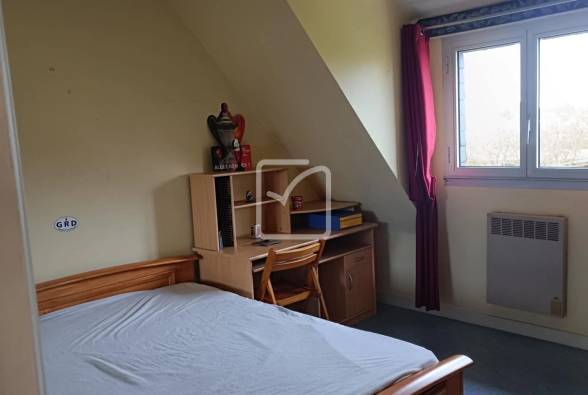 Maison individuelle 4 chambres avec jardin à Gourhel 
