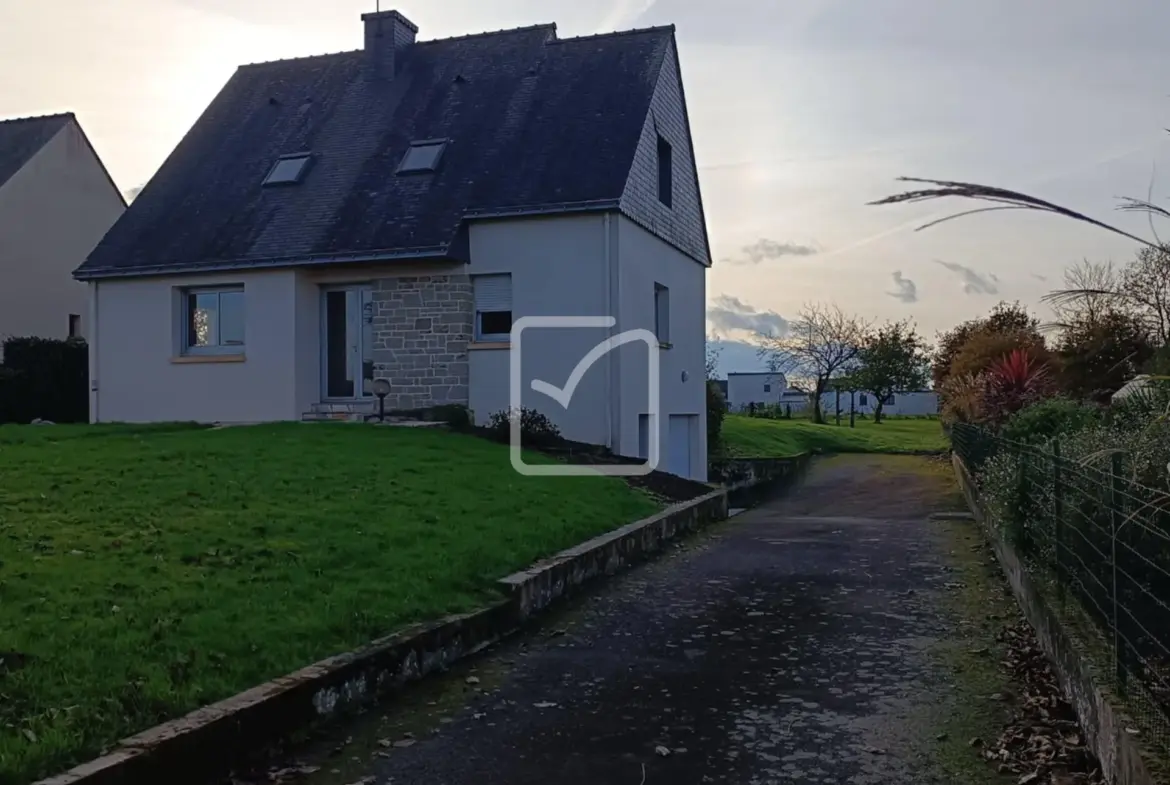 Maison individuelle 4 chambres avec jardin à Gourhel 