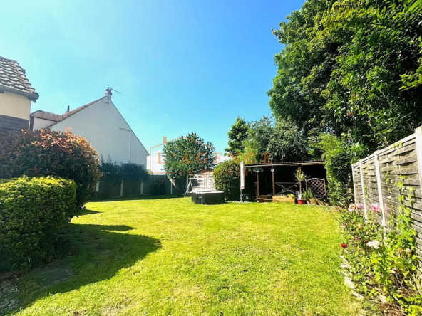 Maison Charmante et Rénovée à Longperrier