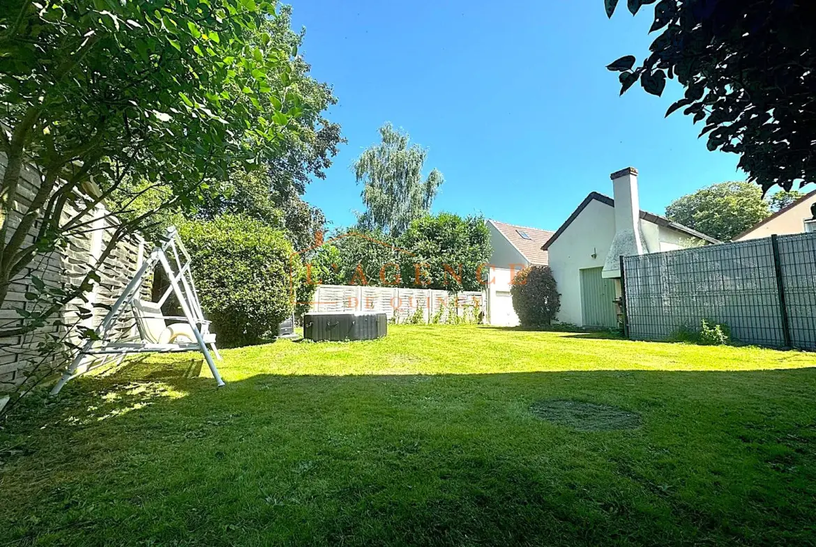 Maison Charmante et Rénovée à Longperrier 