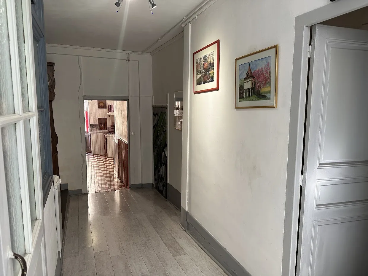 Belle maison en pierre avec patio en plein cœur de Fleurance 