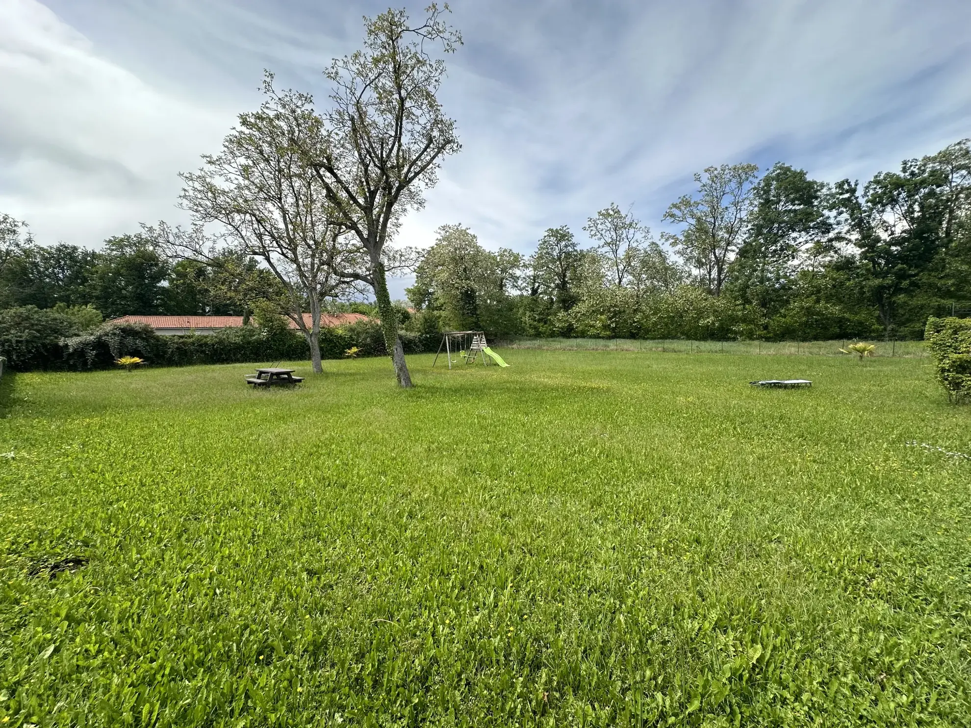 Villa récente de plain pied à vendre à Maringues 