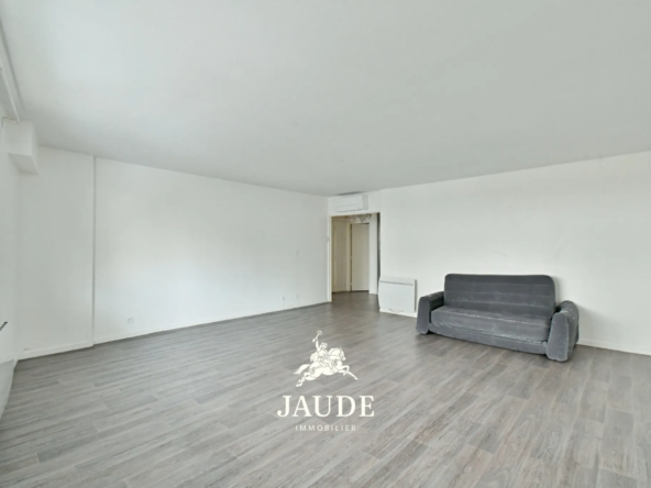 À vendre : Appartement F5 de 112 m² à Clermont-Ferrand, proche de la Place de Jaude 