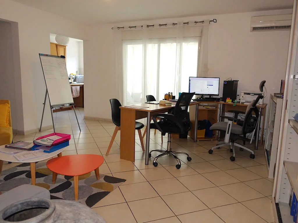 À vendre : Appartement T2 de 68m² à Saint Denis, excellent investissement 