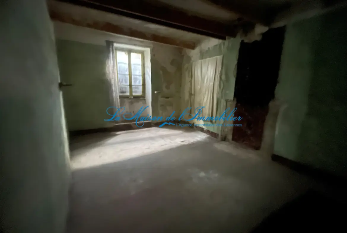 Maison de village à rénover à Saint Jean du Gard 
