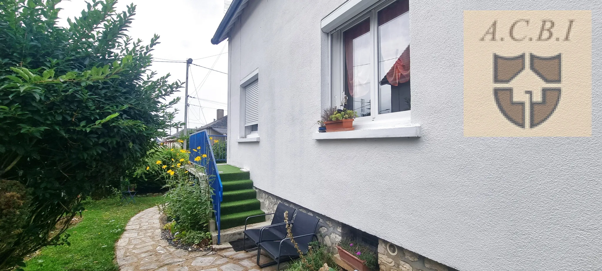 Jolie Maison à Vendôme - 4 Chambres, Proche Commodités 