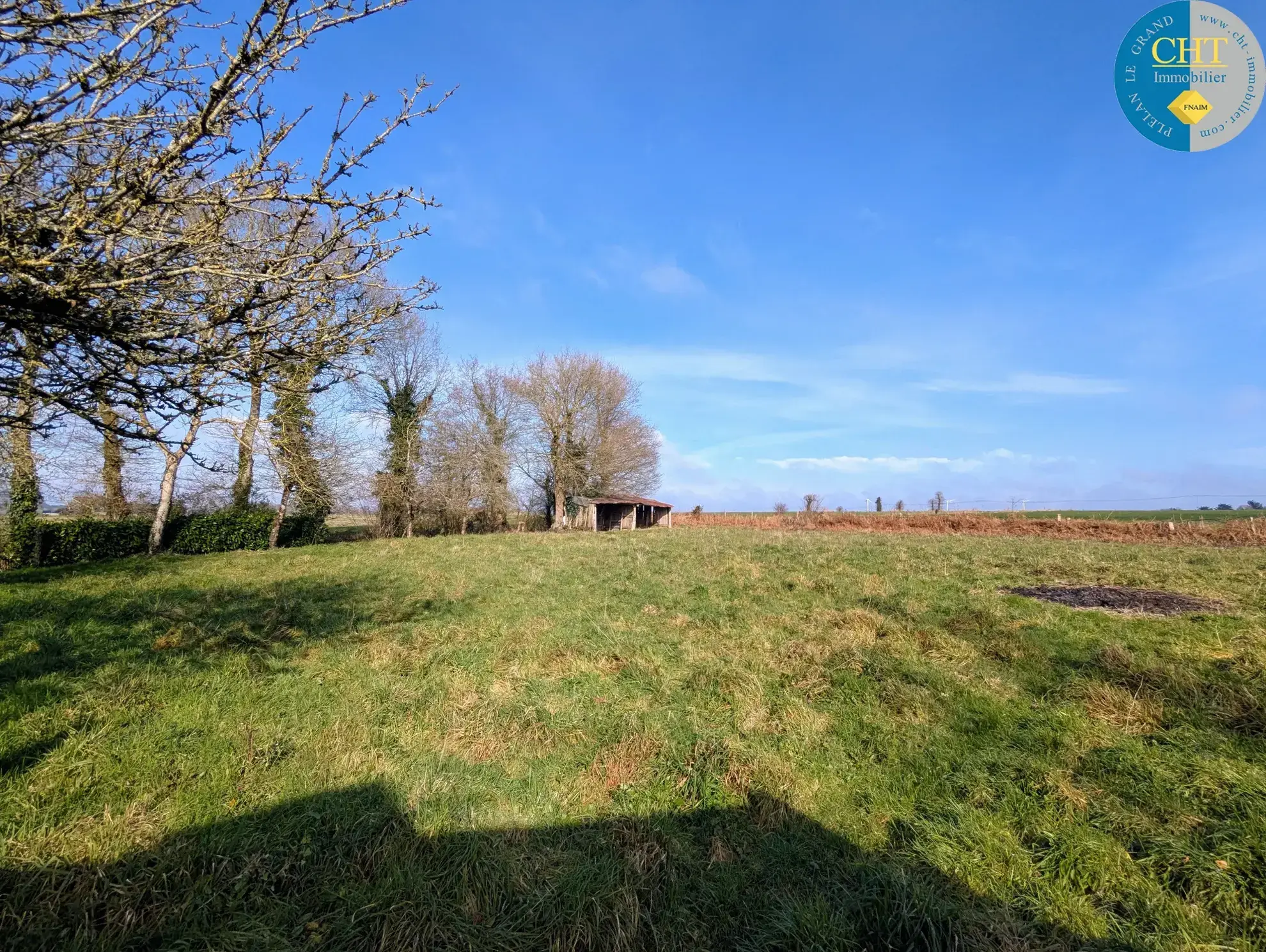 Vente d'une belle longère en pierres à Maxent 