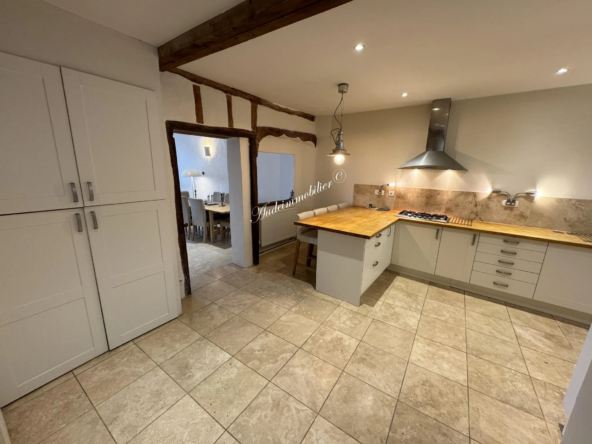 Maison de village rénovée à Belveze du Razès - 199 m² 