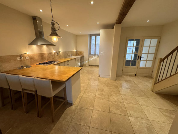 Maison de village rénovée à Belveze du Razès - 199 m² 