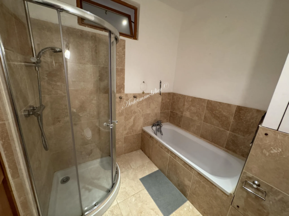 Maison de village rénovée à Belveze du Razès - 199 m² 