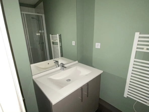 À vendre : T2 de 41 m² à Nîmes, proche Maison Carrée 