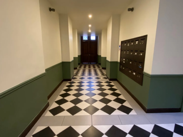 À vendre : T2 de 41 m² à Nîmes, proche Maison Carrée 