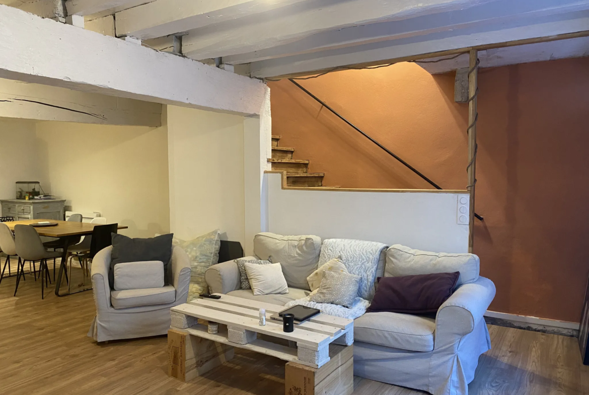 Maison de ville rénovée à Bazas - 2 chambres 