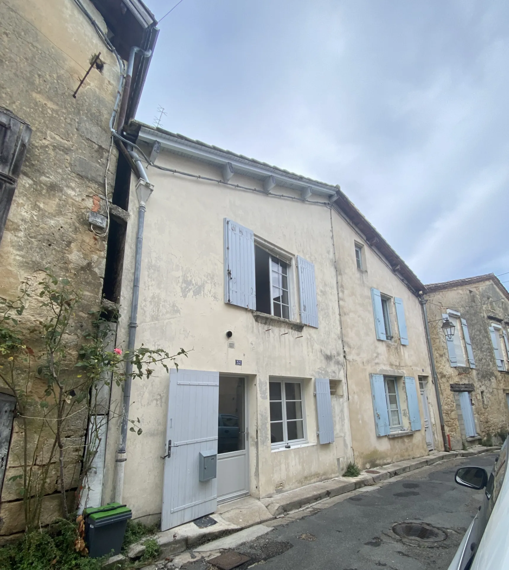 Maison de ville rénovée à Bazas - 2 chambres 