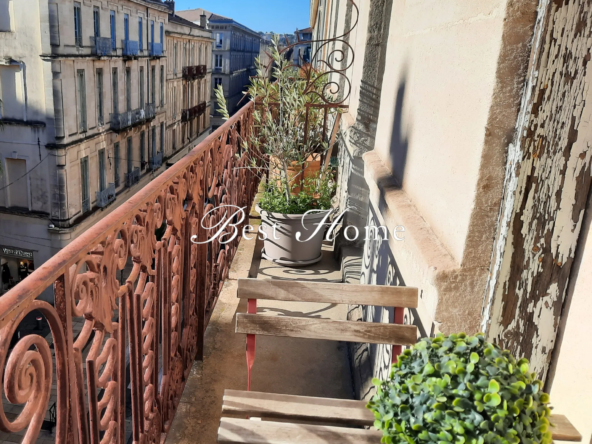 Bel Appartement Lumineux à Vendre au Centre de Nîmes 