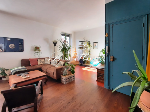 Bel Appartement Lumineux à Vendre au Centre de Nîmes 