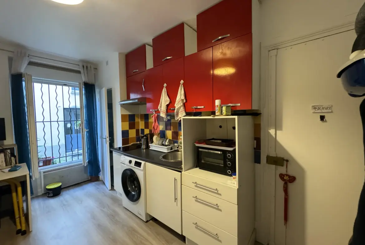 Studio à vendre occupé près du parc de Choisy, Paris 75013 