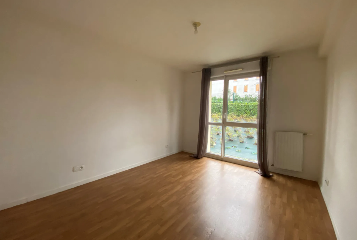 Appartement F2 lumineux à vendre à Palaiseau avec parking 