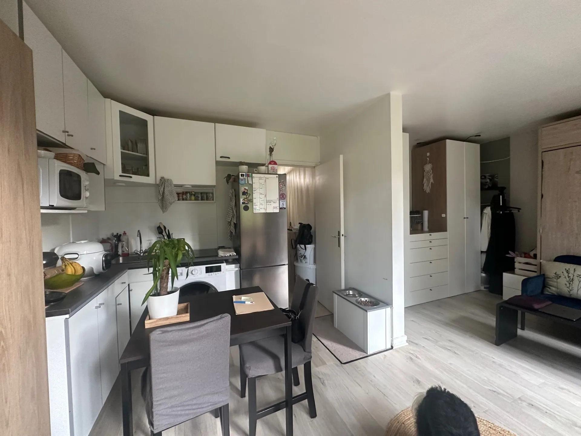 Studio à vendre au Chesnay avec balcon et vue dégagée 