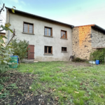À VENDRE : Maison avec jardin au Cendre - 220 000 €