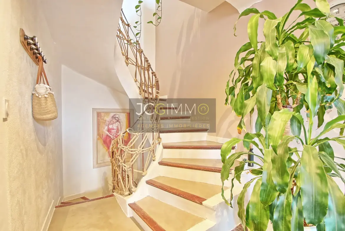 Maison de village à Carnoules - 90 m² avec cave 