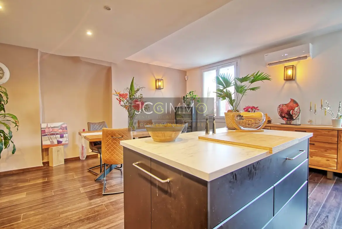 Maison de village à Carnoules - 90 m² avec cave 