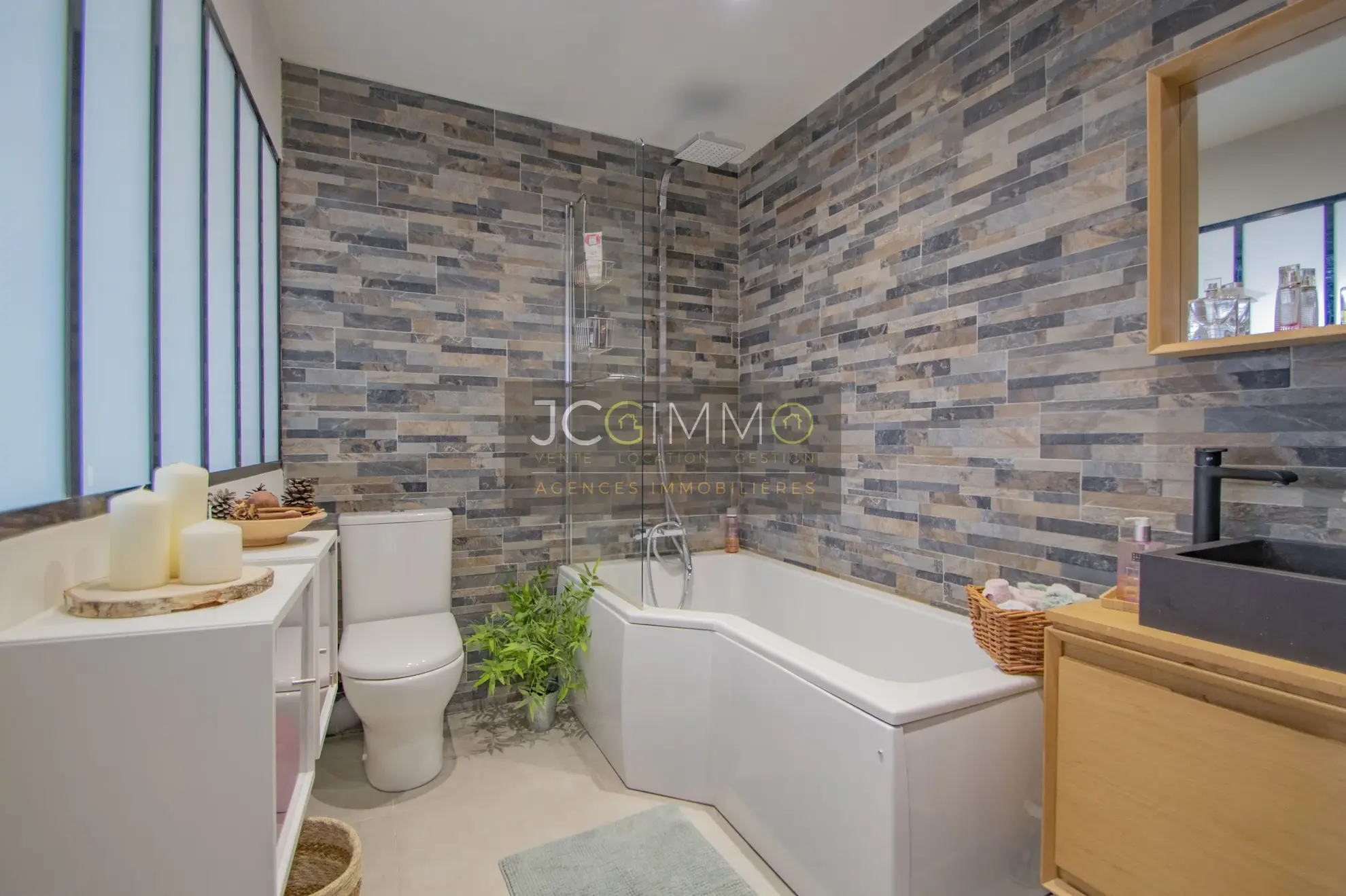 Maison de village à Carnoules - 90 m² avec cave 