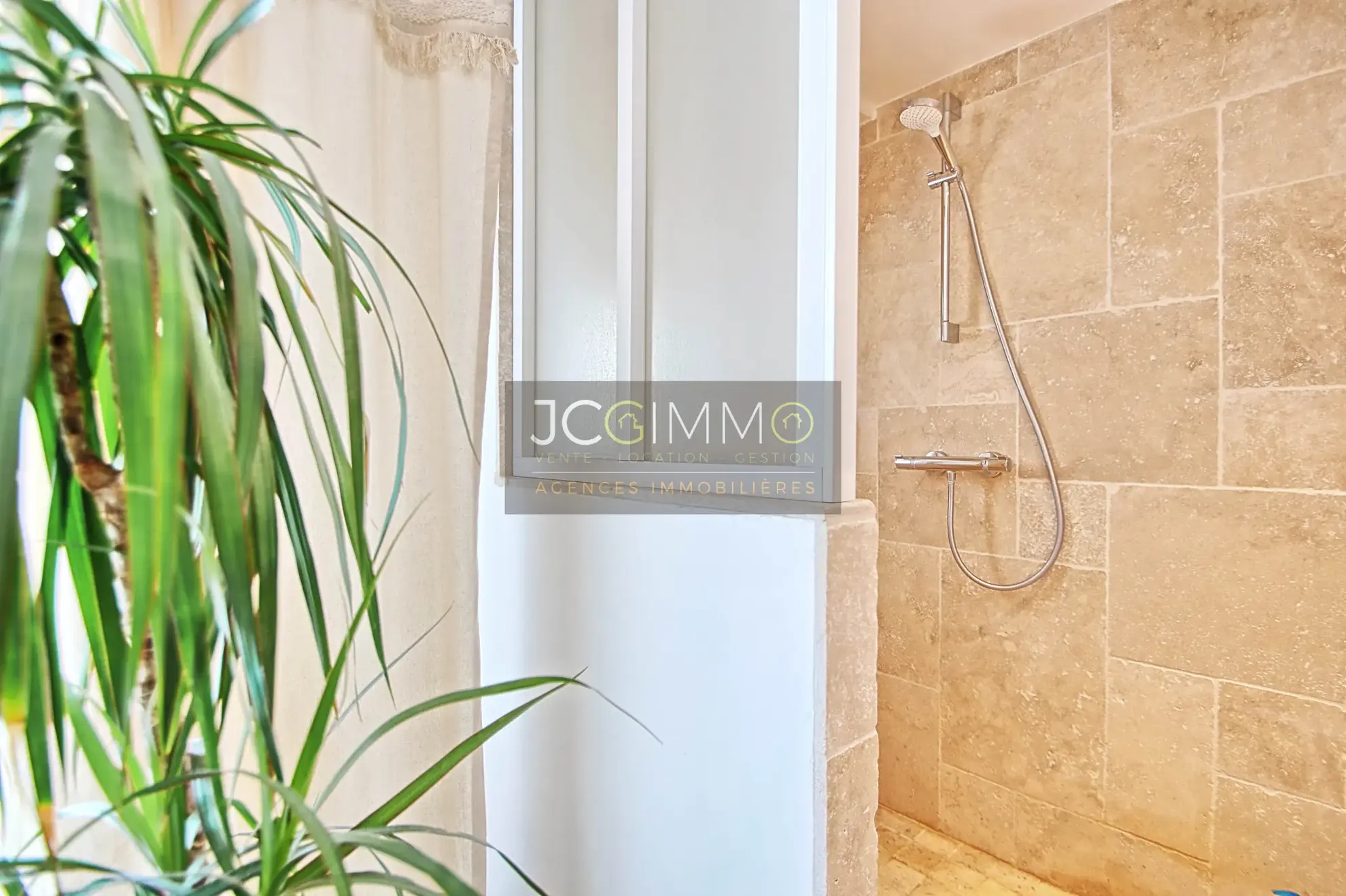 Maison de village à Carnoules - 90 m² avec cave 
