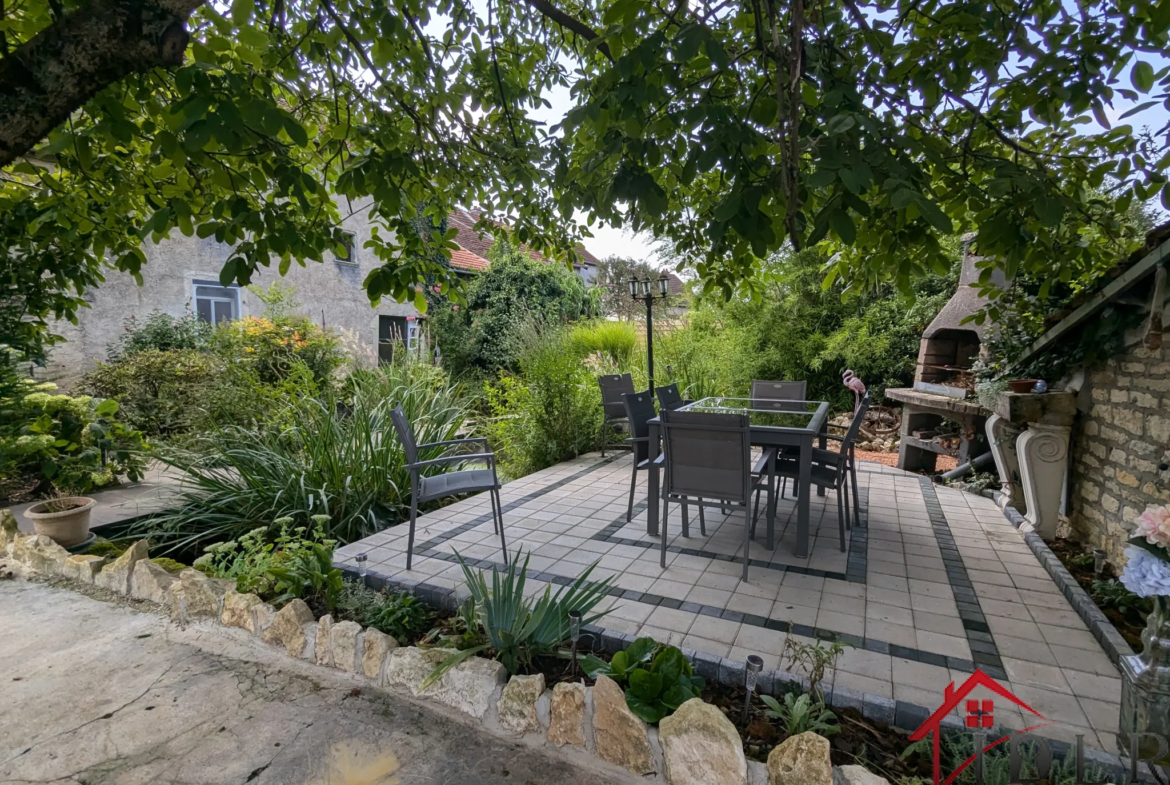 Ensemble Immobilier à Francourt - Proche de Lavoncourt 
