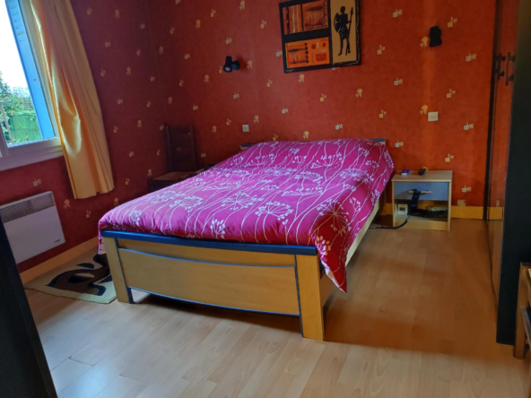 À vendre : Maison de plain-pied à Dourdan - 80 m² sur 1197 m² 
