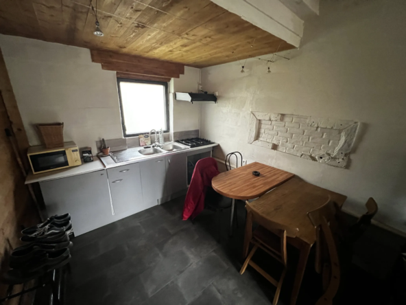 Maison en pierre avec jardin et gîte à Léogeats, proche de Langon 
