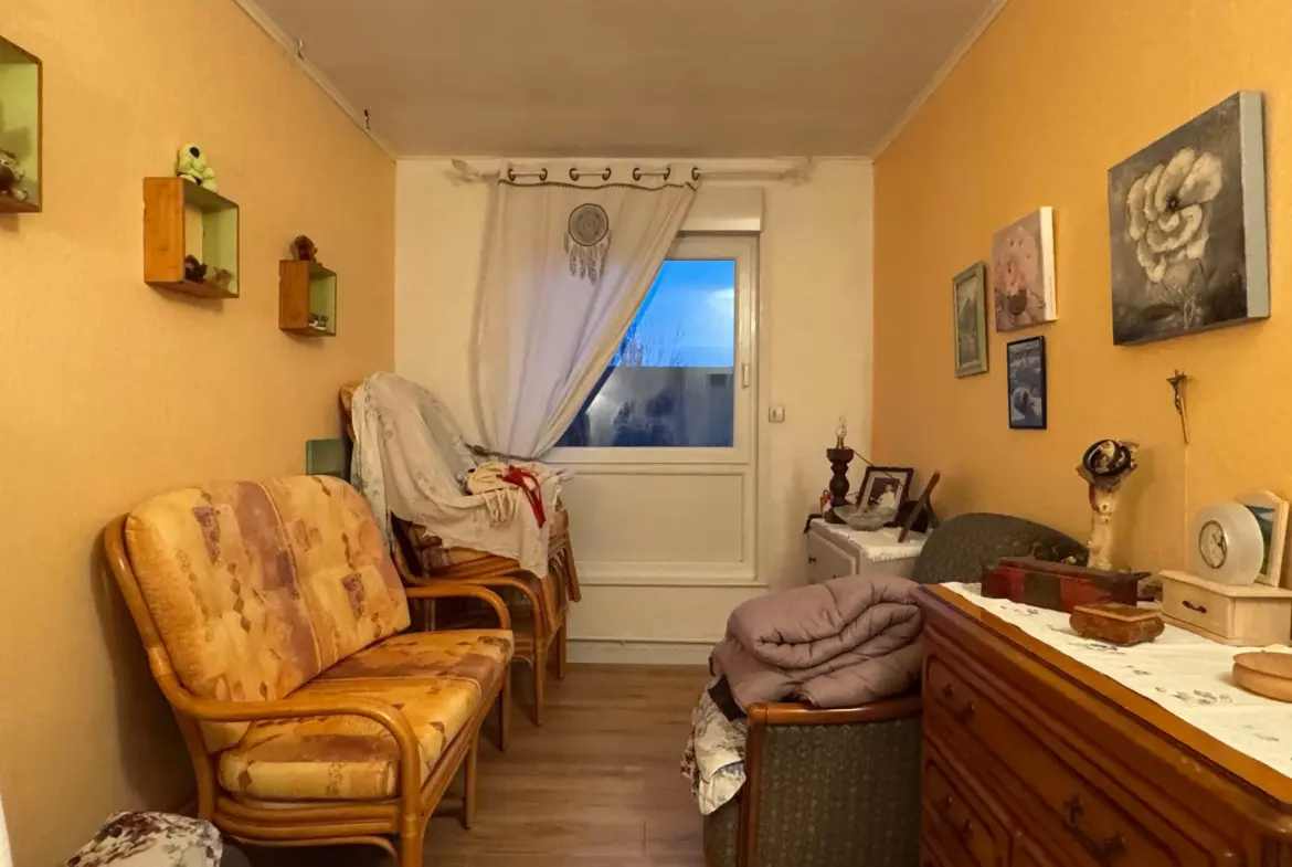 Maison confortable en rez-de-chaussée avec garage à Auxi le Château 