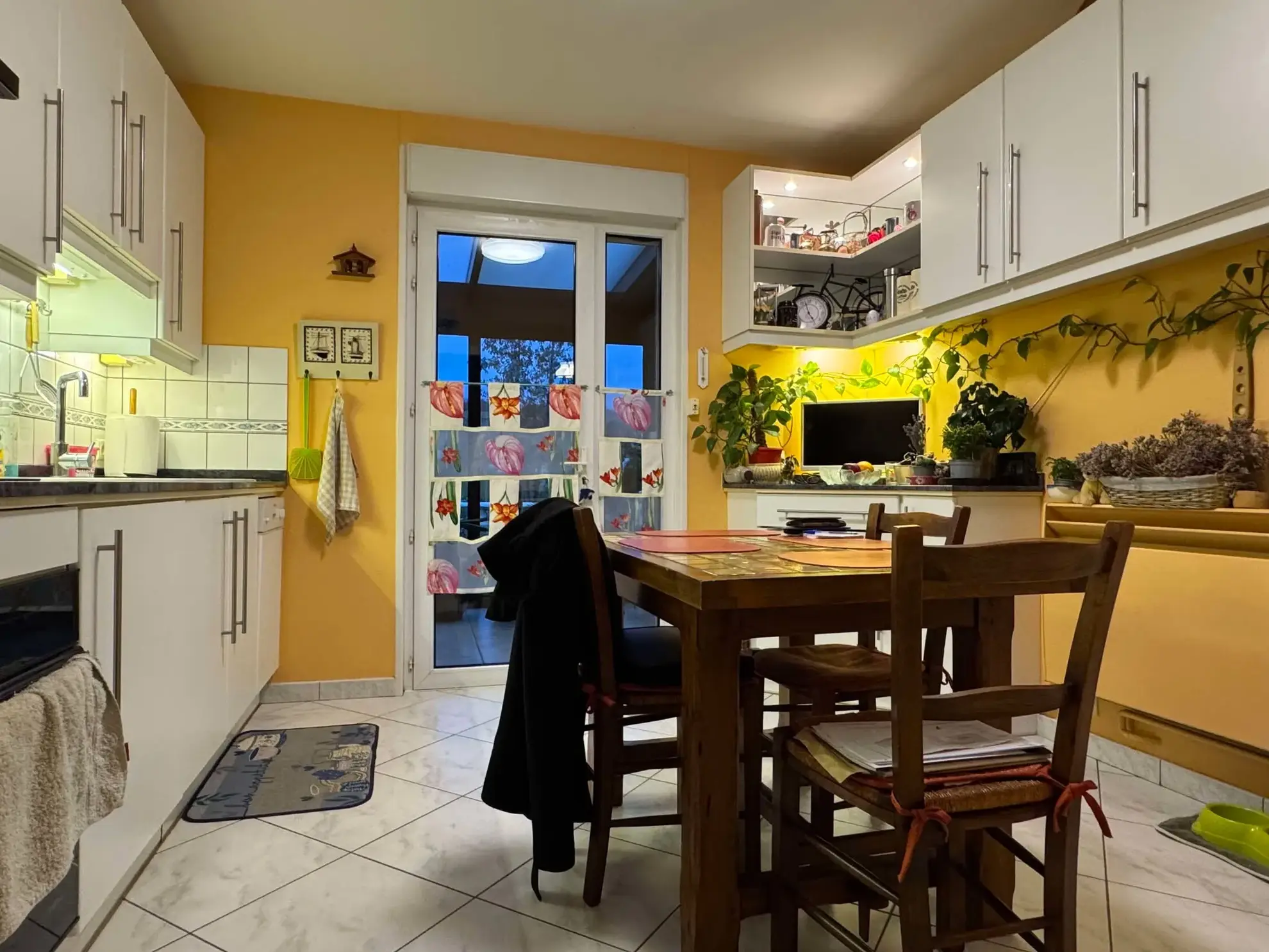 Maison confortable en rez-de-chaussée avec garage à Auxi le Château 