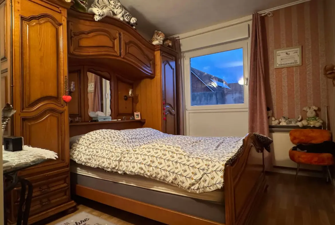 Maison confortable en rez-de-chaussée avec garage à Auxi le Château 