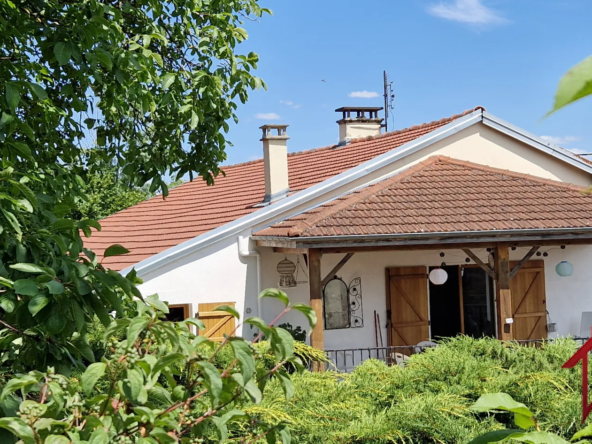 Maison meublée de 1858 à vendre en Haute-Marne 