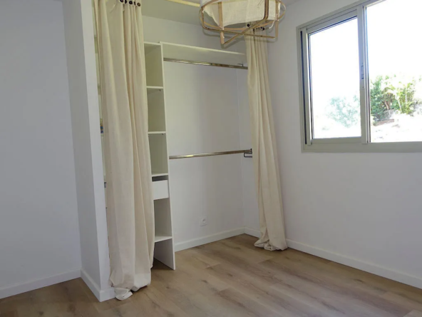 Magnifique appartement T3 rénové de 61 m² à La Montagne 