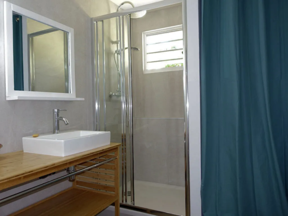Magnifique appartement T3 rénové de 61 m² à La Montagne 