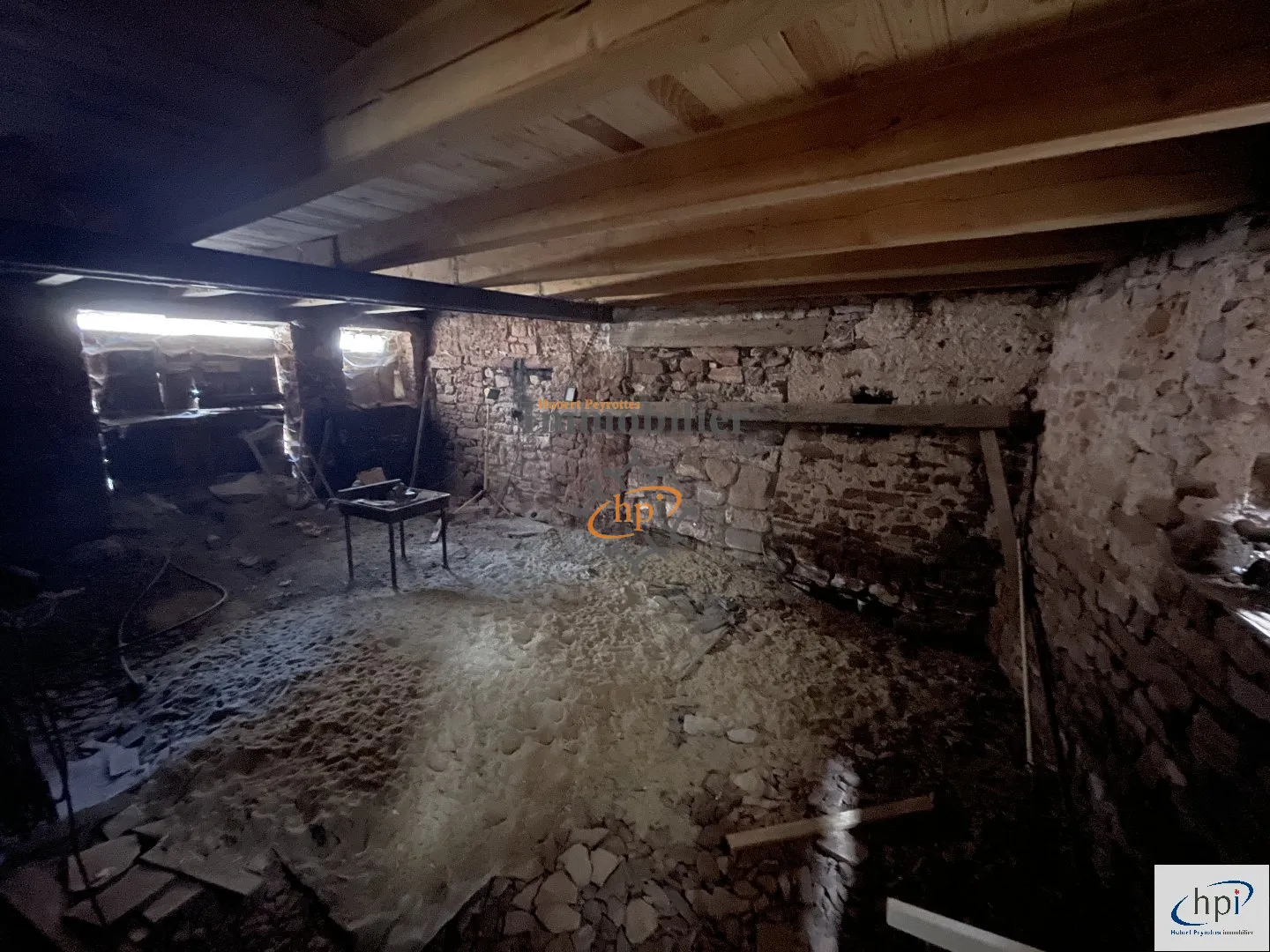 Maison de village à vendre à Saint Affrique avec remises aménageables 