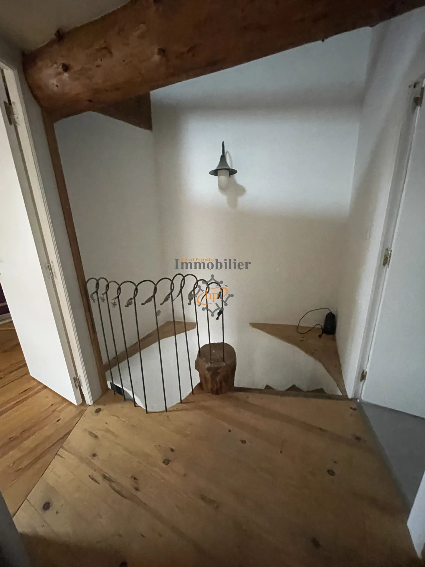 Maison de village à vendre à Saint Affrique avec remises aménageables 