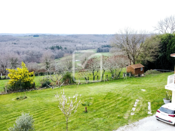 Maison exceptionnelle à Juillac avec vue dégagée 