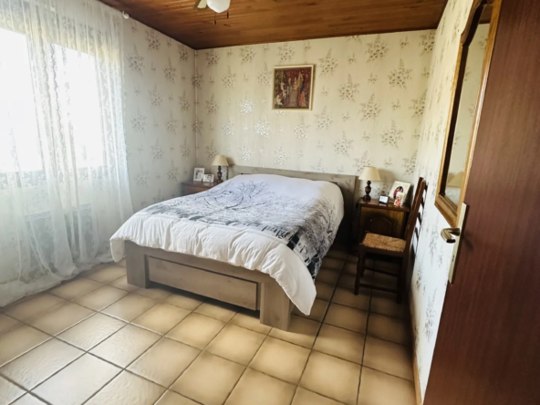 Maison individuelle à Pouxeux - 3 chambres, garage et jardin à 149 000 € 