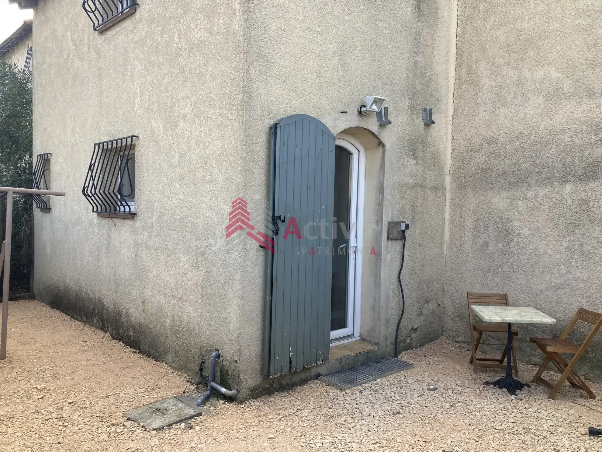 Arles : Maison F4 avec Terrasse et Jardin à 250 000 € 