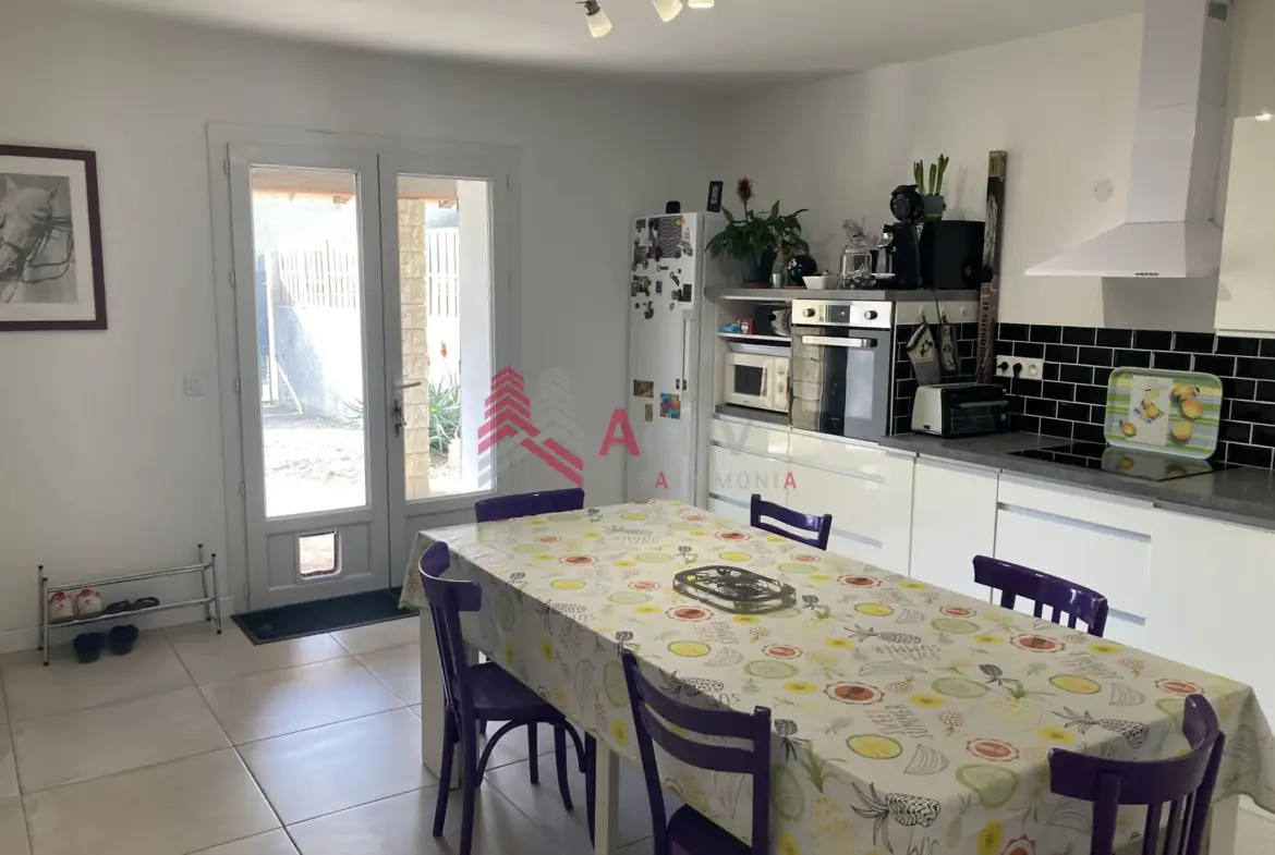 Arles : Maison F4 avec Terrasse et Jardin à 250 000 € 