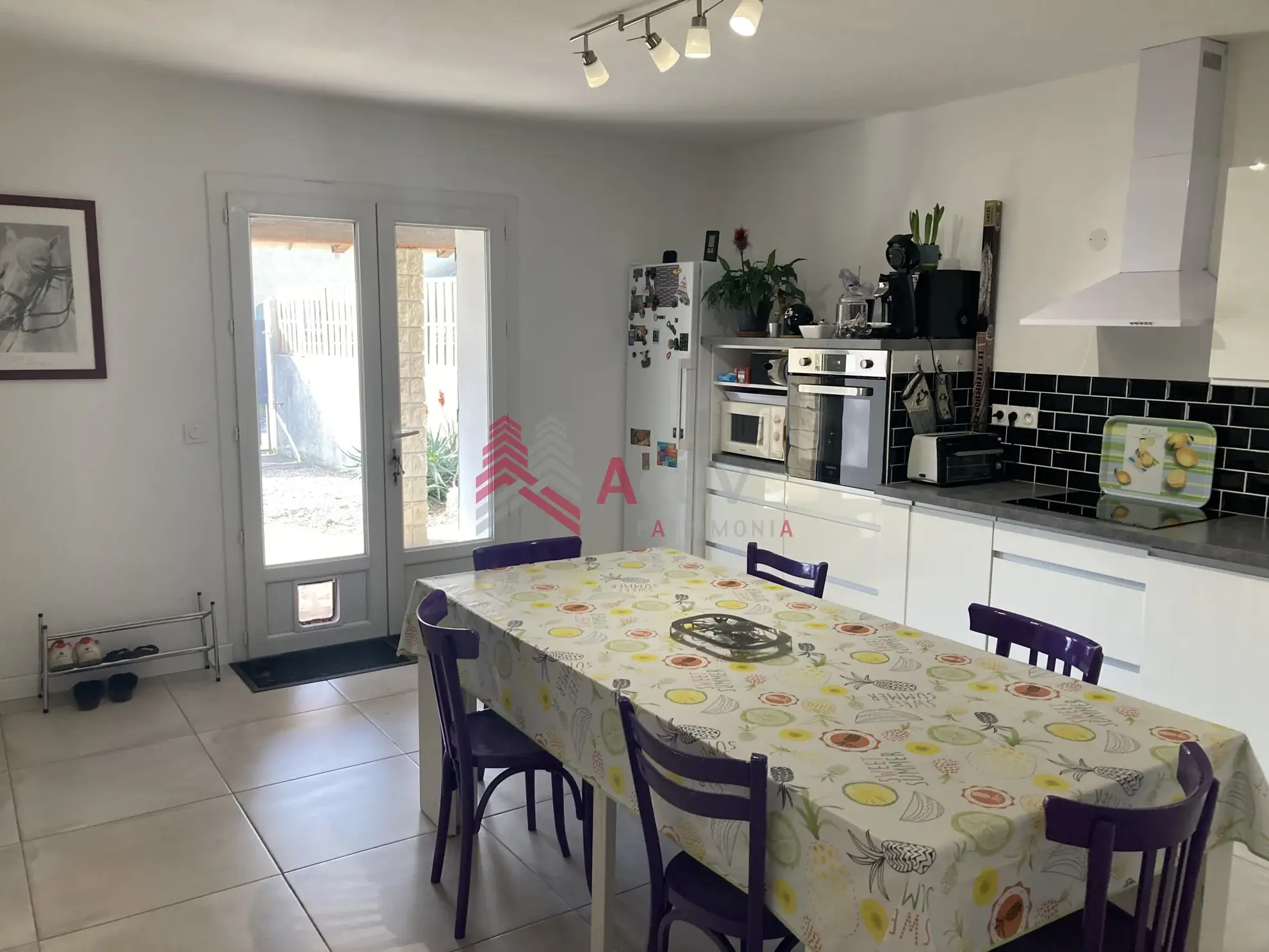 Arles : Maison F4 avec Terrasse et Jardin à 250 000 € 
