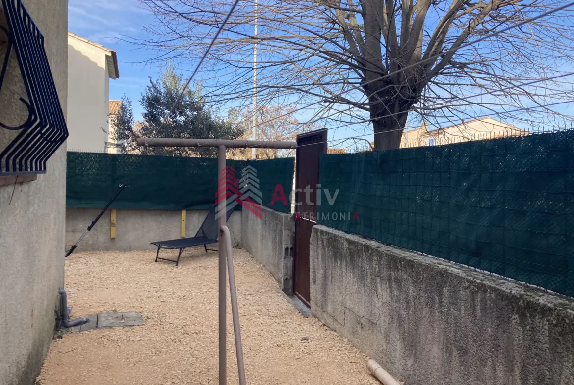 Arles : Maison F4 avec Terrasse et Jardin à 250 000 € 
