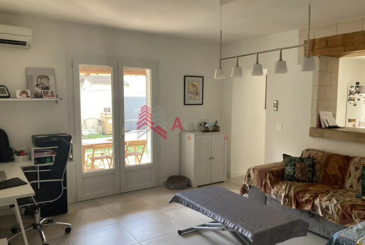 Arles : Maison F4 avec Terrasse et Jardin à 250 000 € 