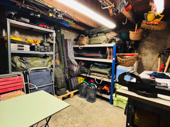 Vente Appartement Atypique T3 à Grenoble avec Parking 